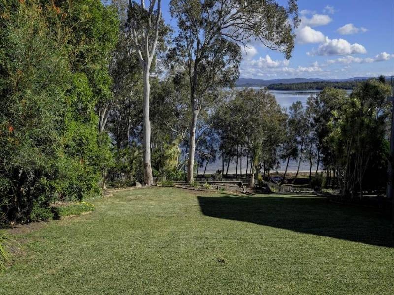 35 Green Point Drive, Green Point NSW 2428