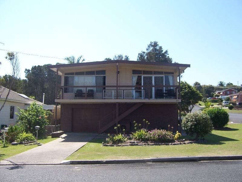 35 Lincoln Street, Forster NSW 2428