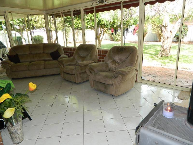 4 Greenview Close, Forster NSW 2428