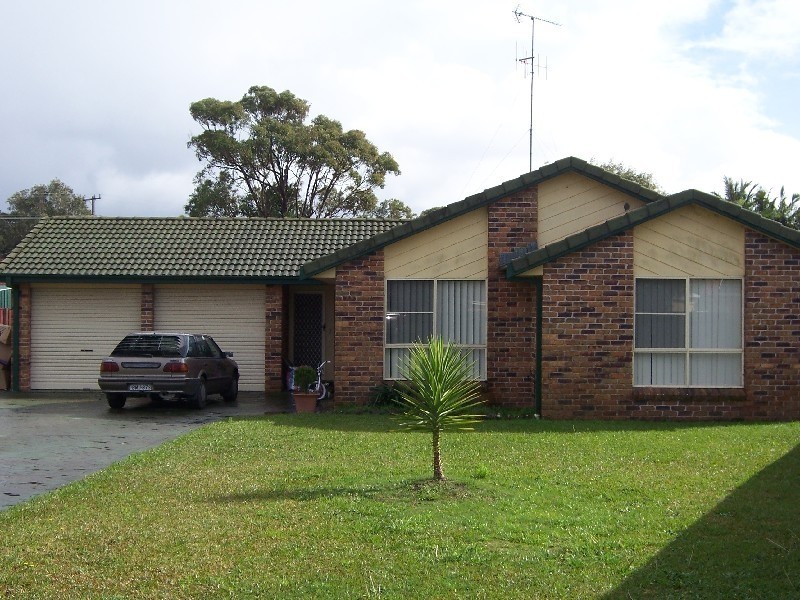 9 Arlington Place, Forster NSW 2428