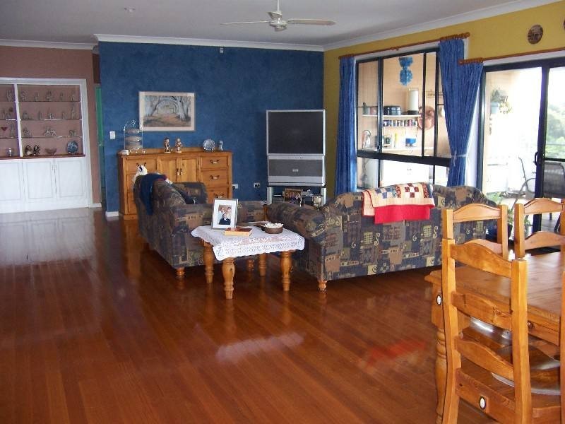 2 Emerald Place, Green Point, Forster NSW 2428