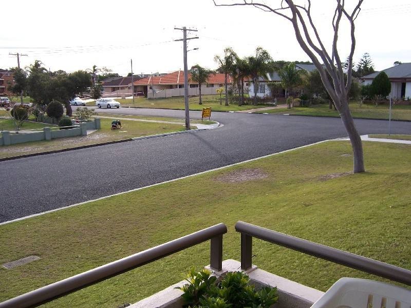 2 / 43 BEACH STREET, Tuncurry NSW 2428