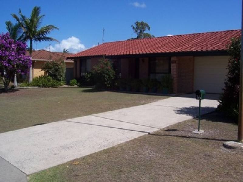 36 Mayers Drive, Tuncurry NSW 2428