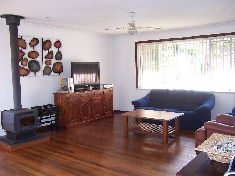 9 Pindari Road, Forster NSW 2428