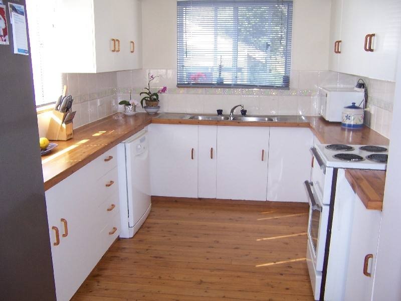 112 Seabreeze Parade GREEN POINT VIA, Forster NSW 2428