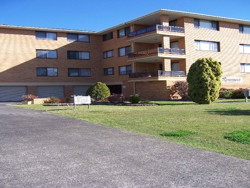 9 / 24 Taree Street “Rosemount”, Tuncurry NSW 2428