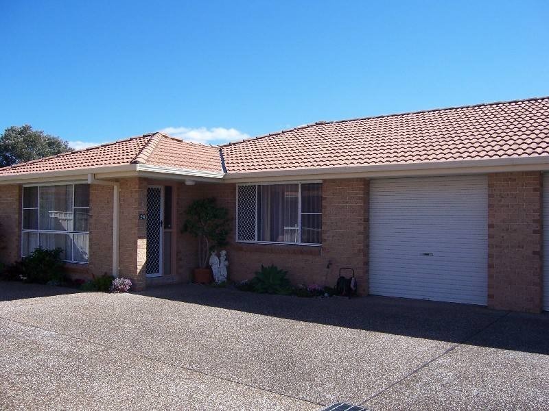 2 / 4 Argo Place, Forster NSW 2428