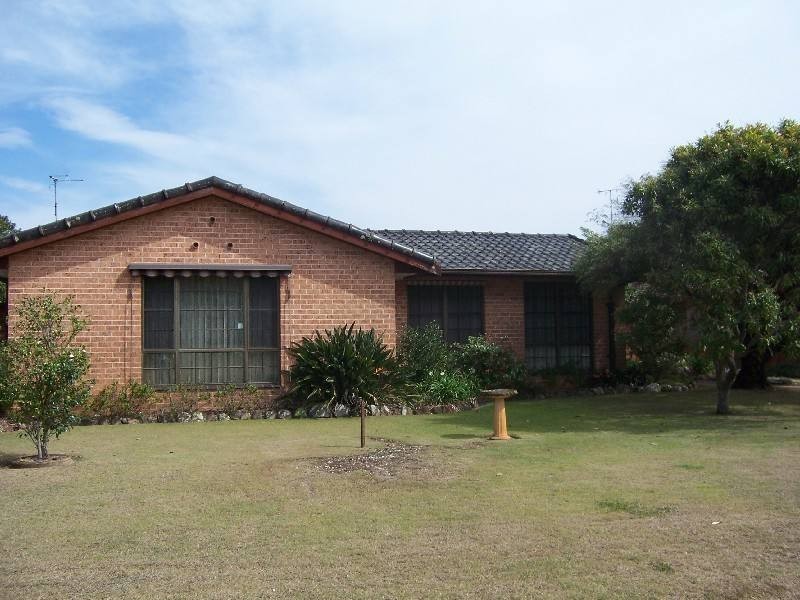 14 Stewart Parade, Tuncurry NSW 2428