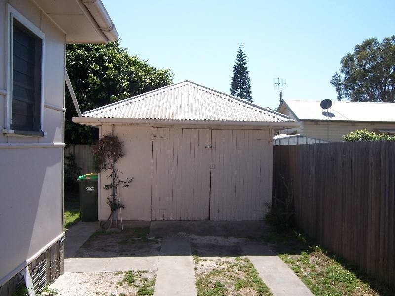 73 Lake Street, Forster NSW 2428