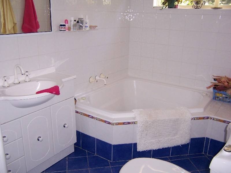 5 Belton Way, Forster NSW 2428