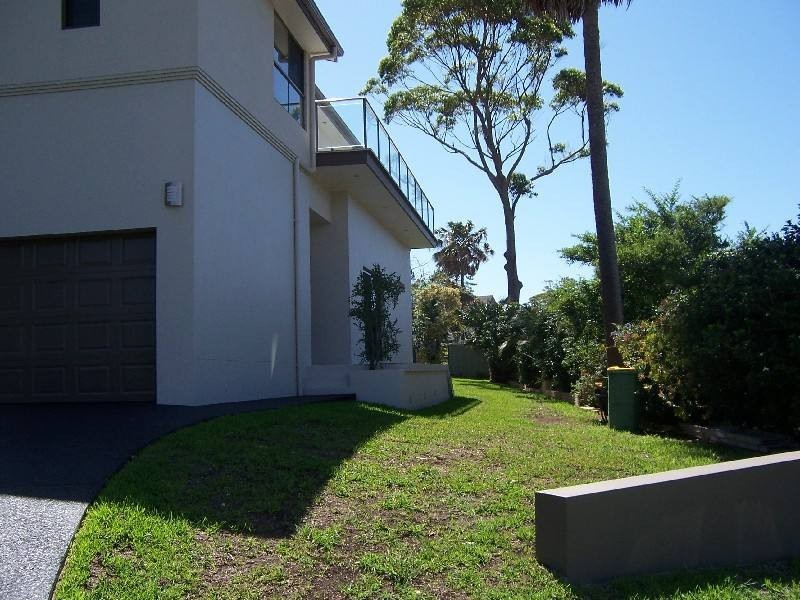 25 Lake Vista Crescent, Forster NSW 2428