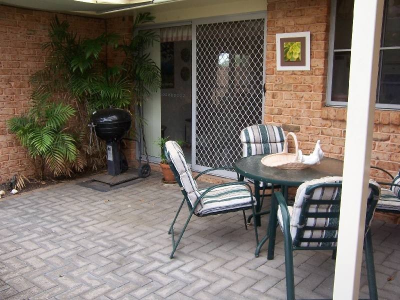 2 / 1 Smiths Close, Forster NSW 2428