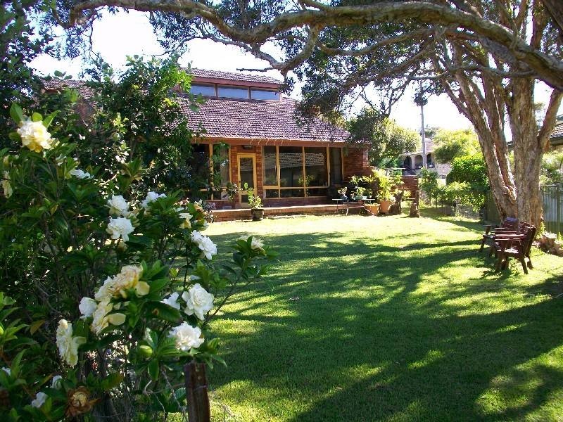 6 Gleeson Avenue, Forster NSW 2428