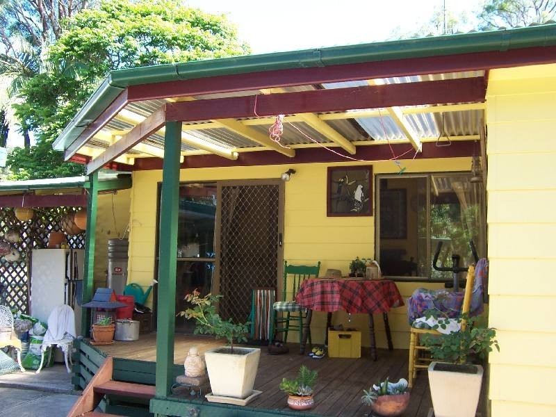 136 Greenpoint Drive, Green Point NSW 2428