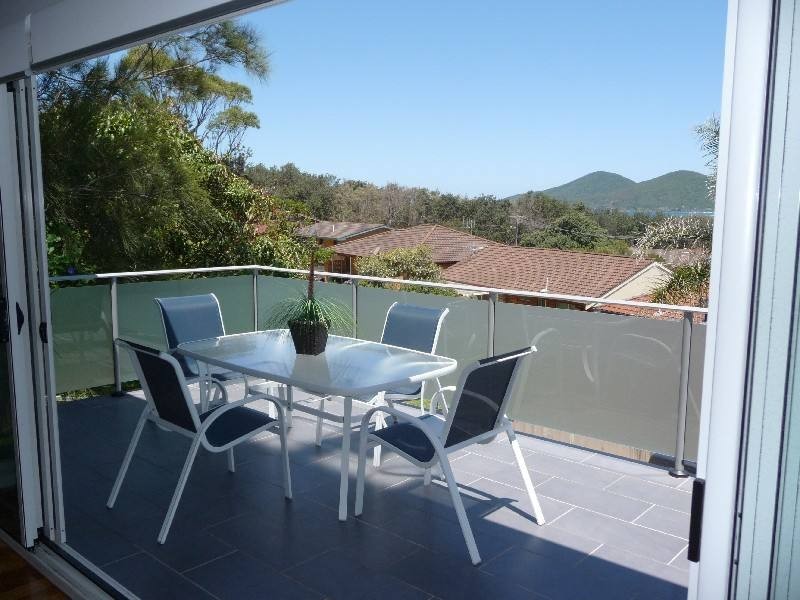 2 / 5 Margot Crescent, Forster NSW 2428