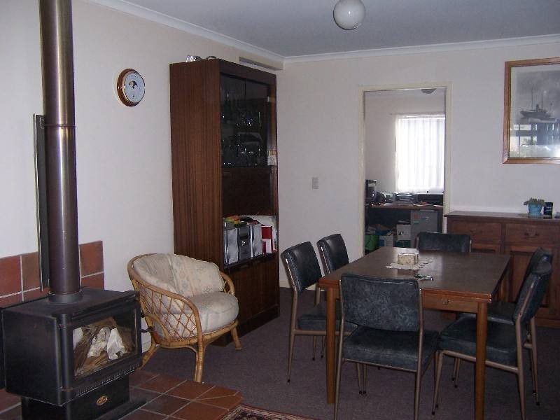 16 Douglas Avenue, Forster NSW 2428