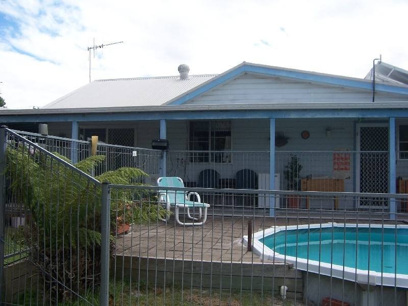 16 Douglas Avenue, Forster NSW 2428