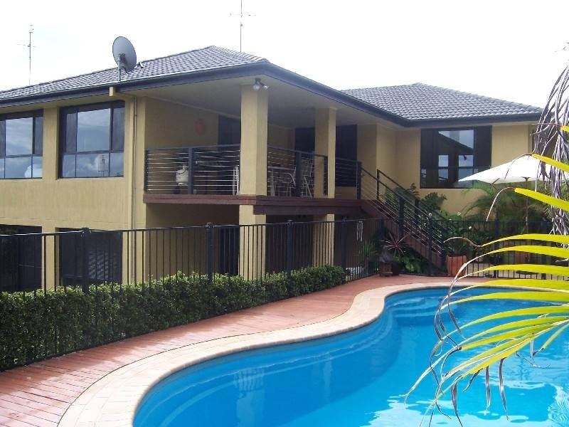 6 Calamas Place, Forster NSW 2428