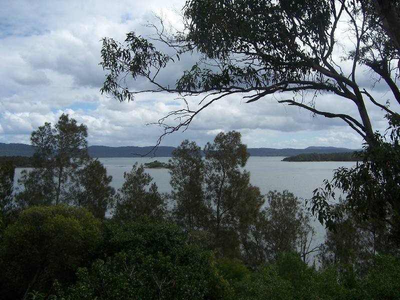 11 Greenpoint Drive, Green Point NSW 2428