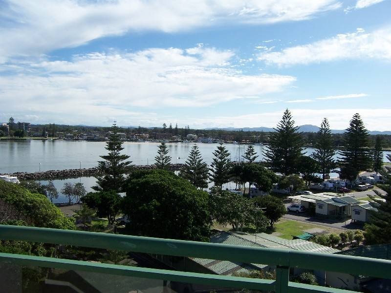 5 / 15 Reserve Road “Parkside Marina”, Forster NSW 2428