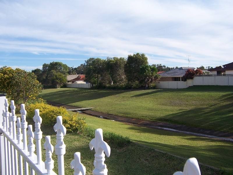 118 Kularoo Drive, Forster NSW 2428