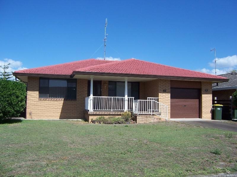 6 Elouera Crescent, Forster NSW 2428