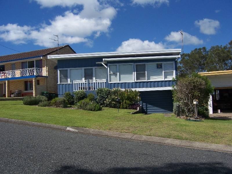 30 Bennetts Head Road, Forster NSW 2428