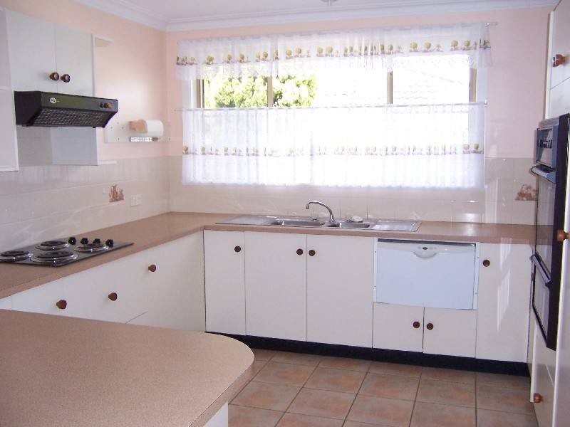 1 / 13 Commodore Place, Tuncurry NSW 2428