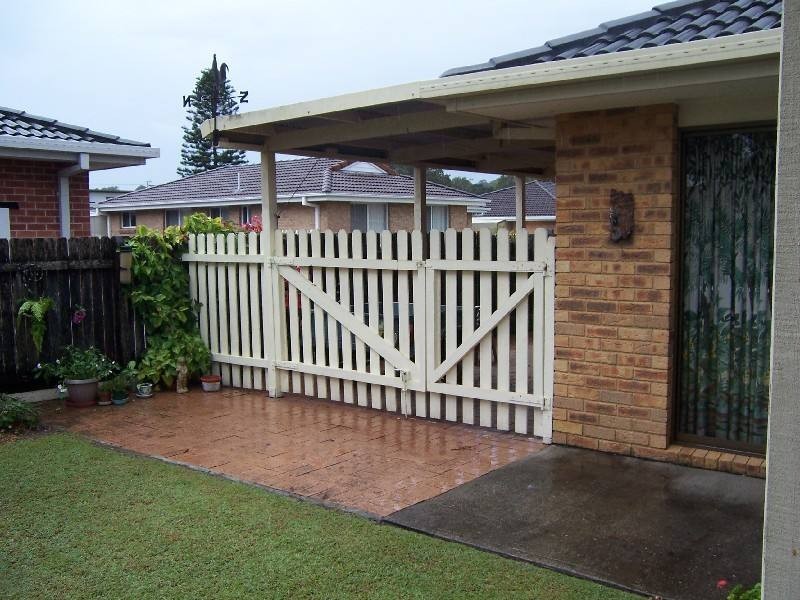 11 Christian Crescent, Forster NSW 2428