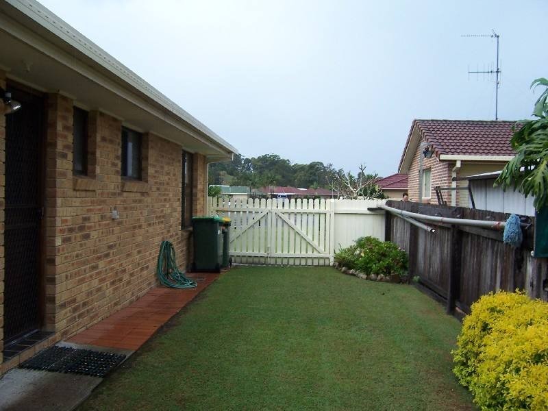 11 Christian Crescent, Forster NSW 2428