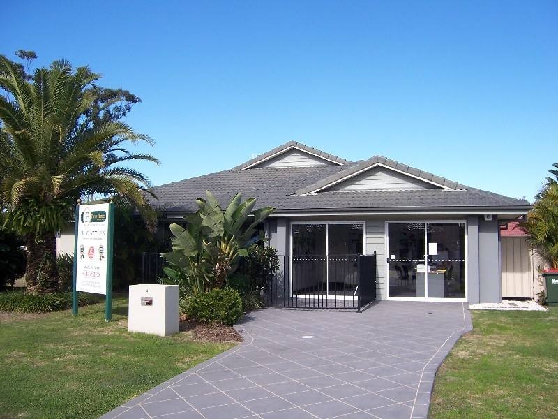 2 Figtree Court, Forster NSW 2428