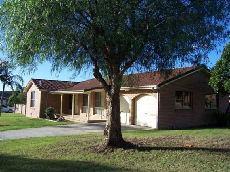 5 Gleneon Drive, Forster NSW 2428