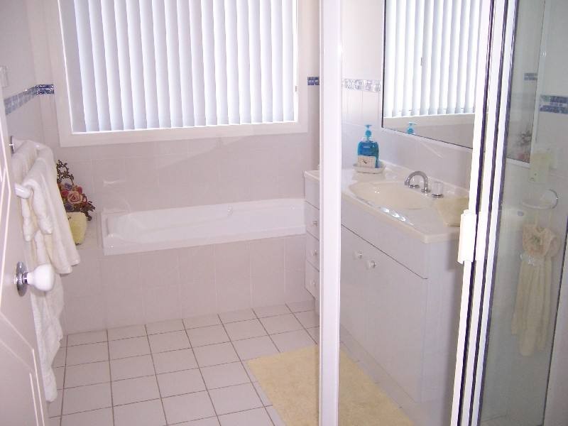 2 / 37 Akala Avenue, Forster NSW 2428