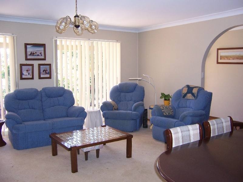 6 Endeavour Court, Forster NSW 2428