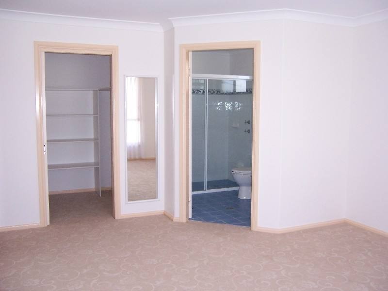 17 Robina Grove, Forster NSW 2428