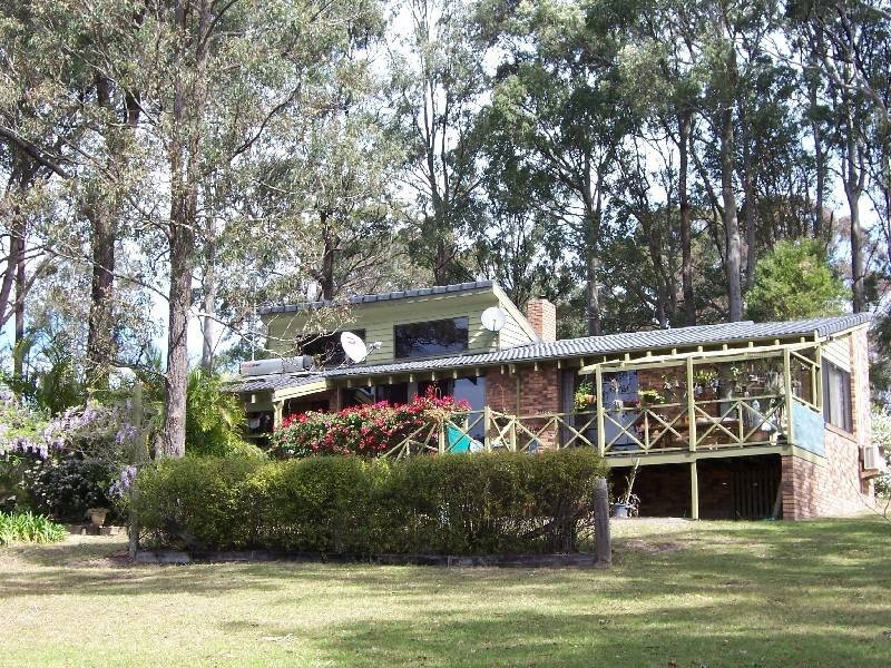 1 Homestead Heights, Hallidays Point NSW 2430