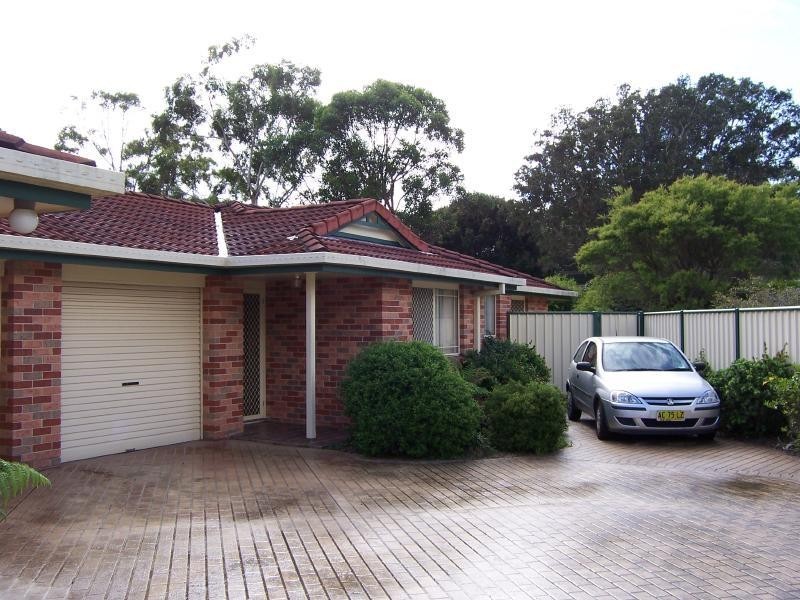 2/16 Elizabeth Street, Forster NSW 2428