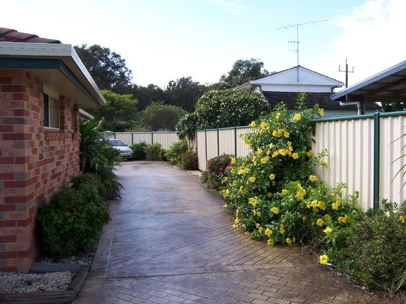 2/16 Elizabeth Street, Forster NSW 2428