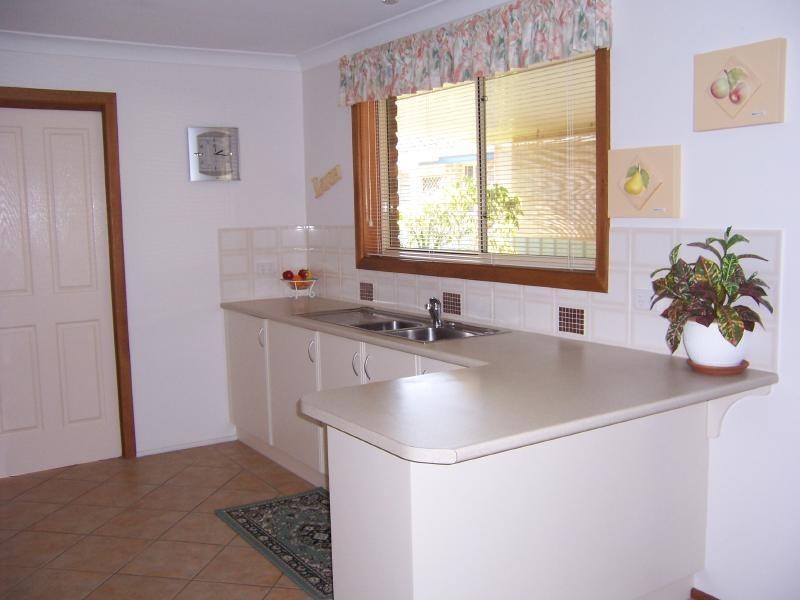 1/12 Hesper Drive, Forster NSW 2428