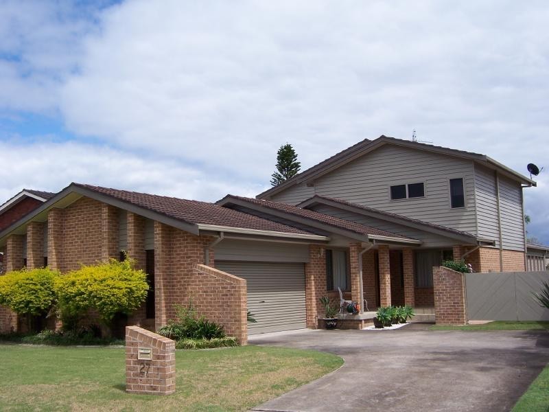 27 Restpoint Parade, Tuncurry NSW 2428