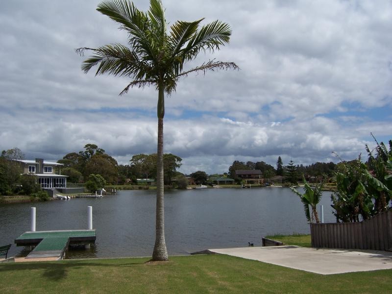 27 Restpoint Parade, Tuncurry NSW 2428