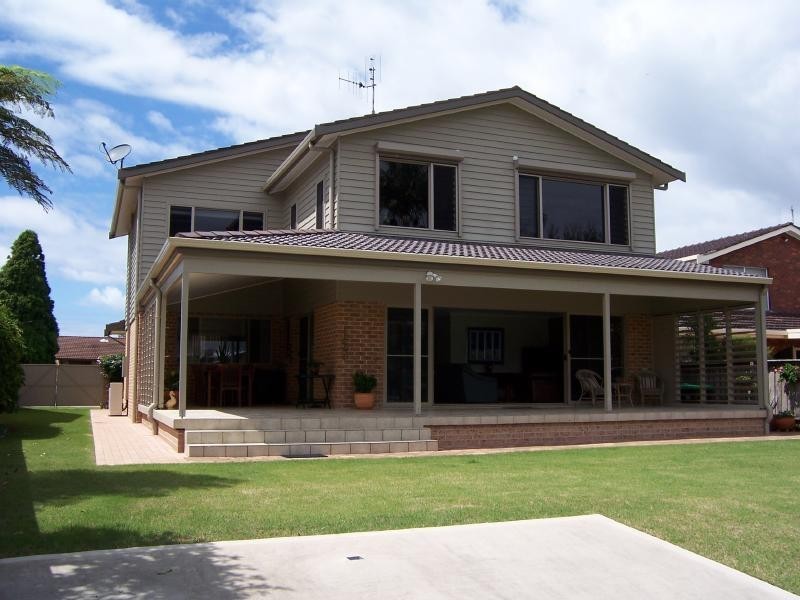 27 Restpoint Parade, Tuncurry NSW 2428