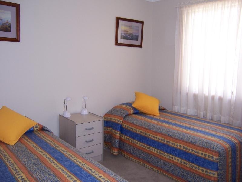 27 Restpoint Parade, Tuncurry NSW 2428