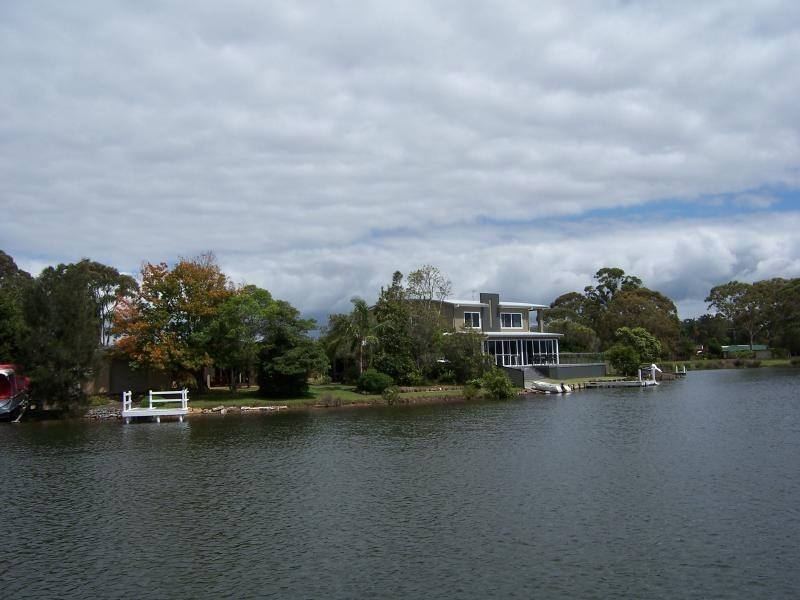 27 Restpoint Parade, Tuncurry NSW 2428