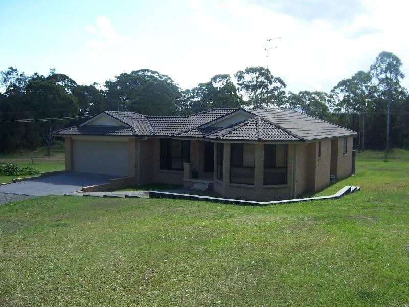 11C Woodlands Drive, Hallidays Point NSW 2430