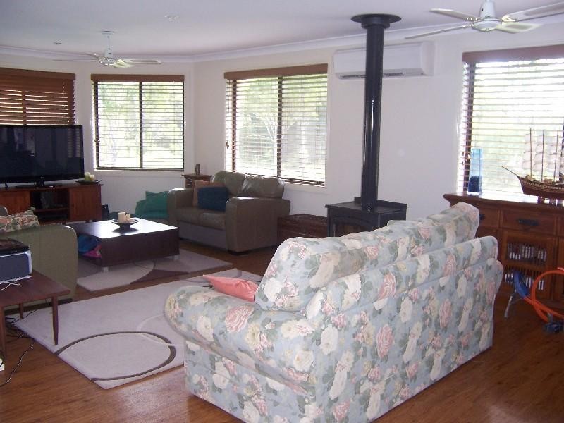 11C Woodlands Drive, Hallidays Point NSW 2430