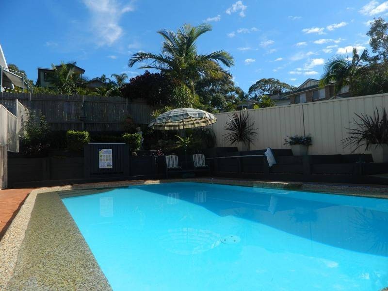 1 Affleck Close, Forster NSW 2428