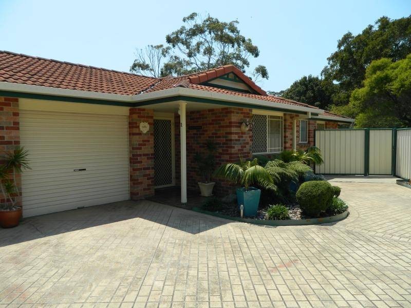 2/16 Elizabeth Street, Forster NSW 2428