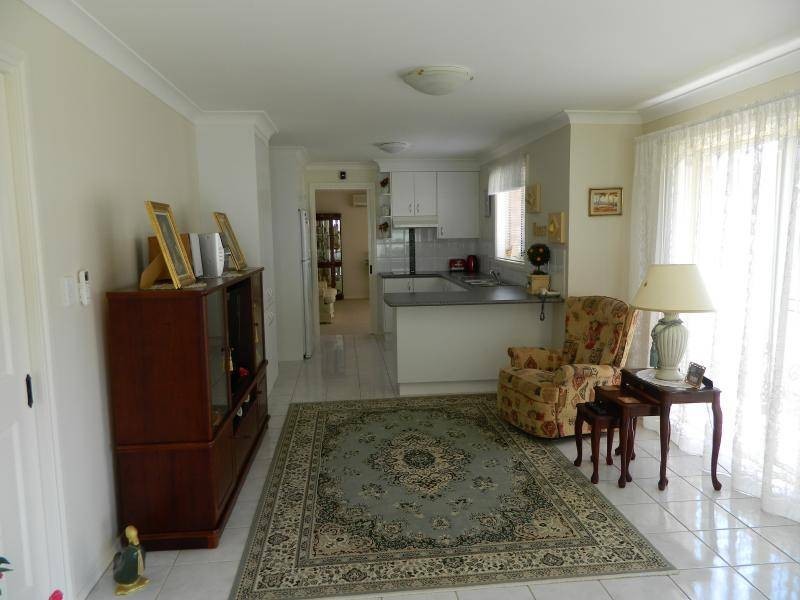 2/16 Elizabeth Street, Forster NSW 2428