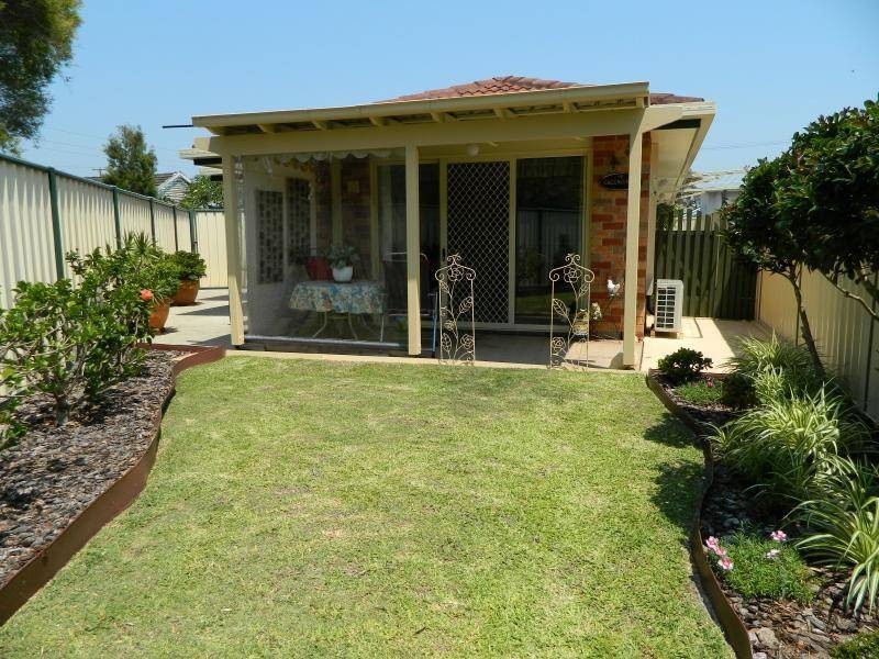 2/16 Elizabeth Street, Forster NSW 2428